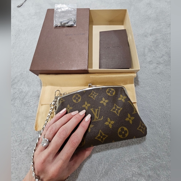 Louis Vuitton Monogram Marais Bucket Kisslock Pouch Clutch Wristlet Vintage - Picture 9 of 16